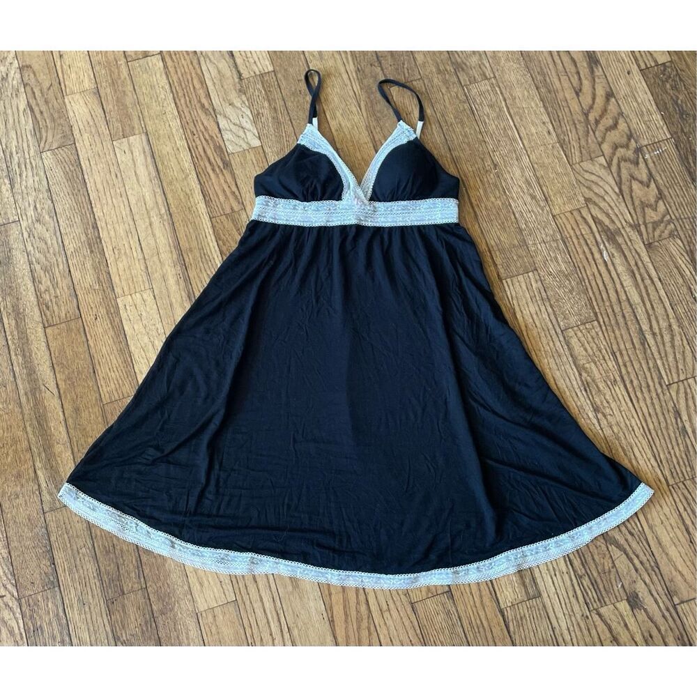 Victoria’s Secret Babydoll Pajama Top XS Padded Black and White